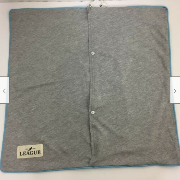 Villanova University Wildcats Spirit Pillow Cover - Picture 3 of 8